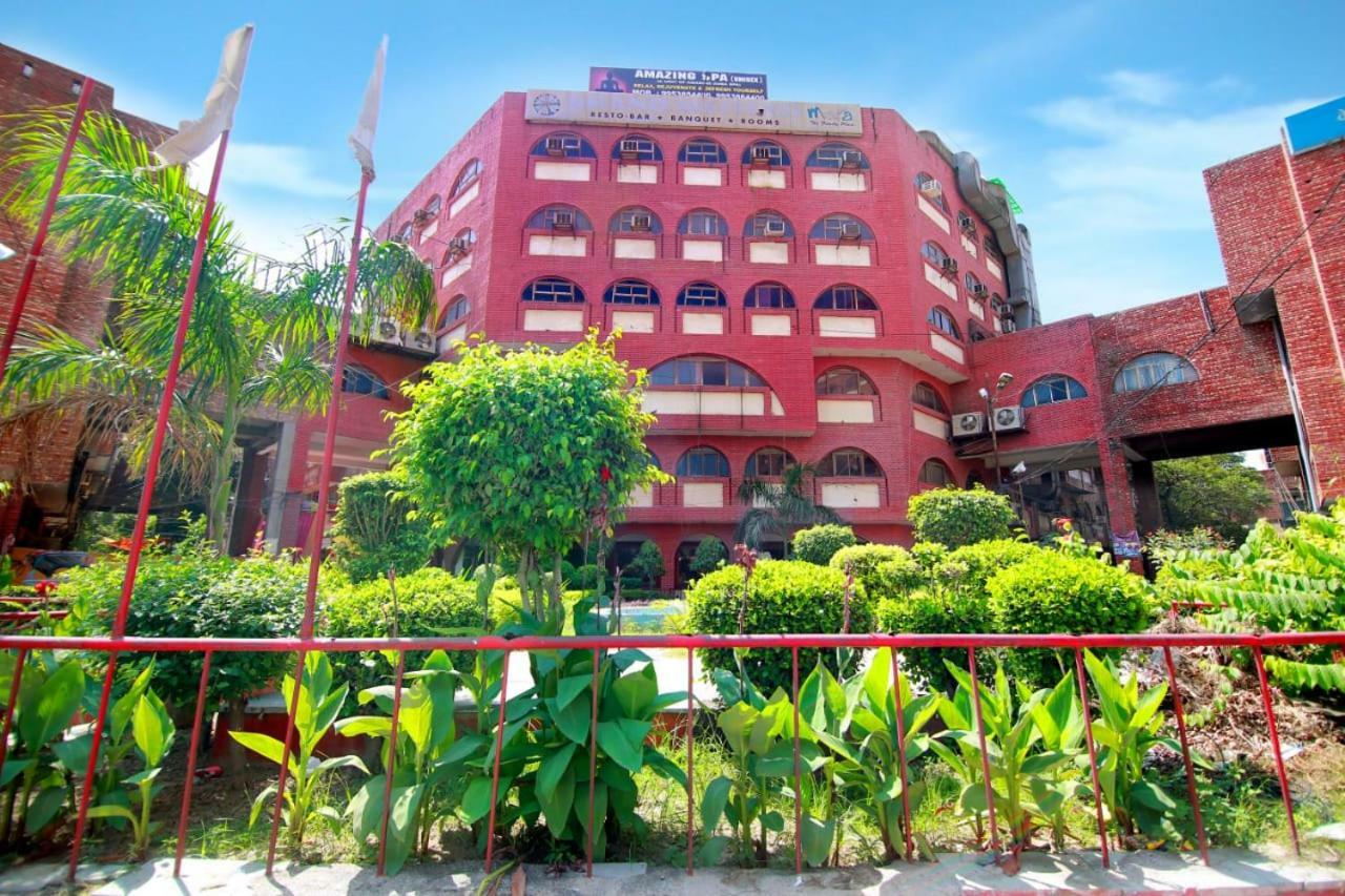 Hotel Chanson Grand Westend Delhi (National Capital Territory of India)